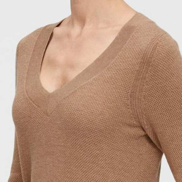 NWT ~ GAP V-NECK SWEATER SIZE S - Picture 8 of 10
